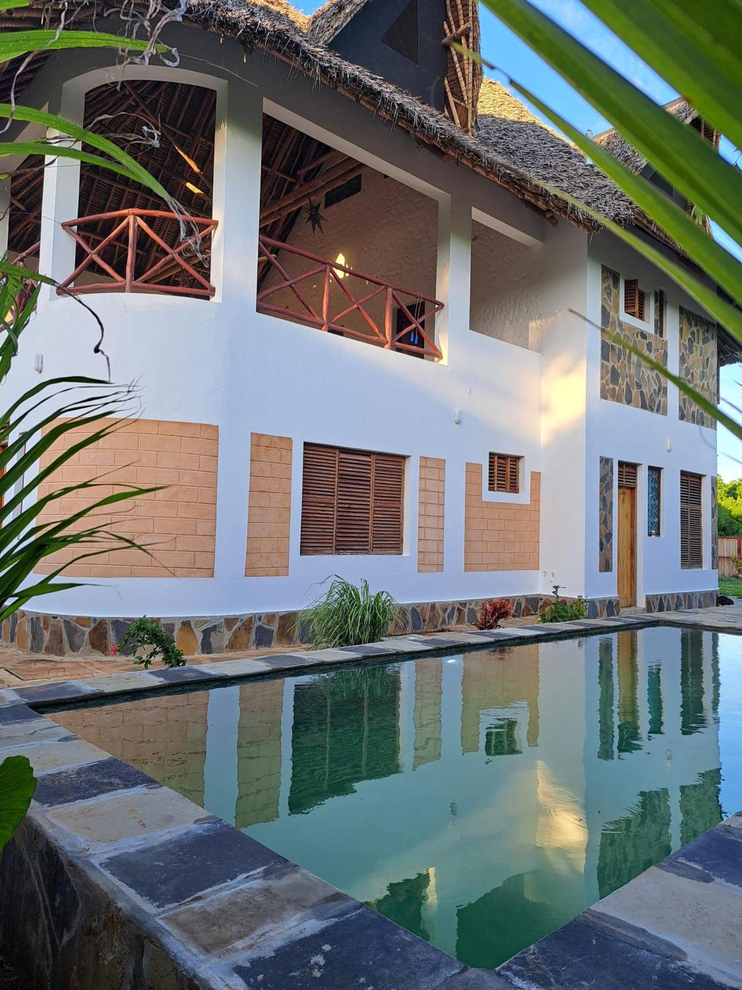 Diani Yoga Barn Bed & Breakfast Ukunda Dış mekan fotoğraf
