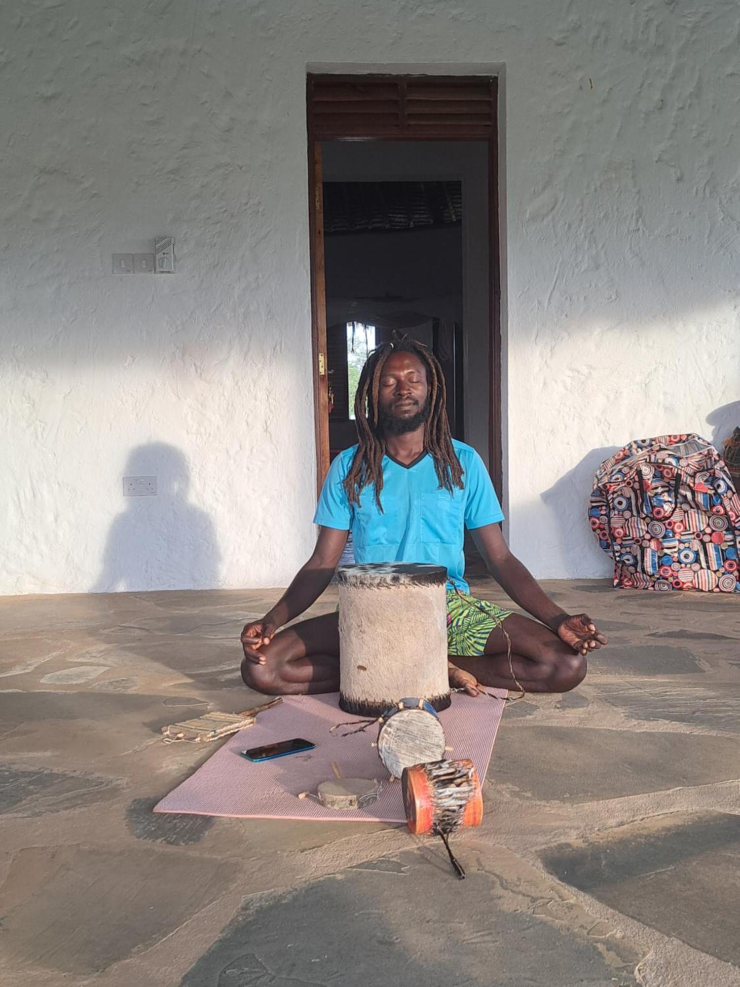 Diani Yoga Barn Bed & Breakfast Ukunda Dış mekan fotoğraf